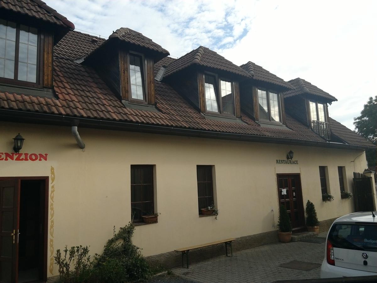 Penzion Na Jizdarne Stary Plzenec Екстер'єр фото